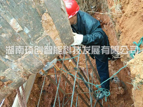 信号灯基础轮浇筑